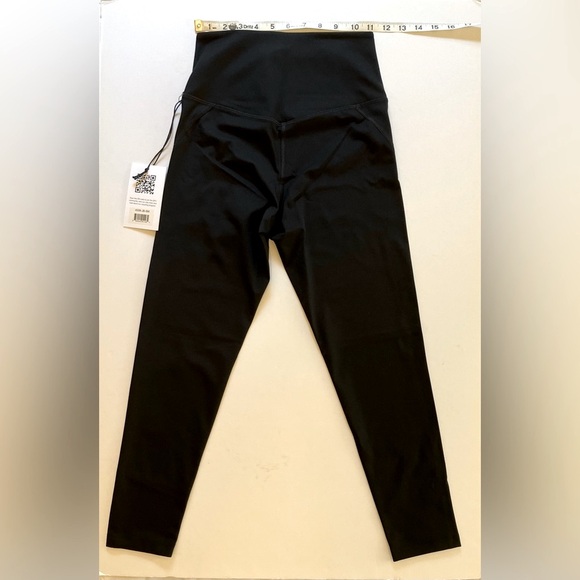 Girlfriend Collective Compressive High-Rise 7/8 Leggings S NWT - Picture 5 of 8